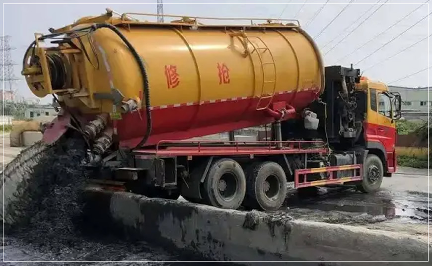 松桃沉淀池清理案例